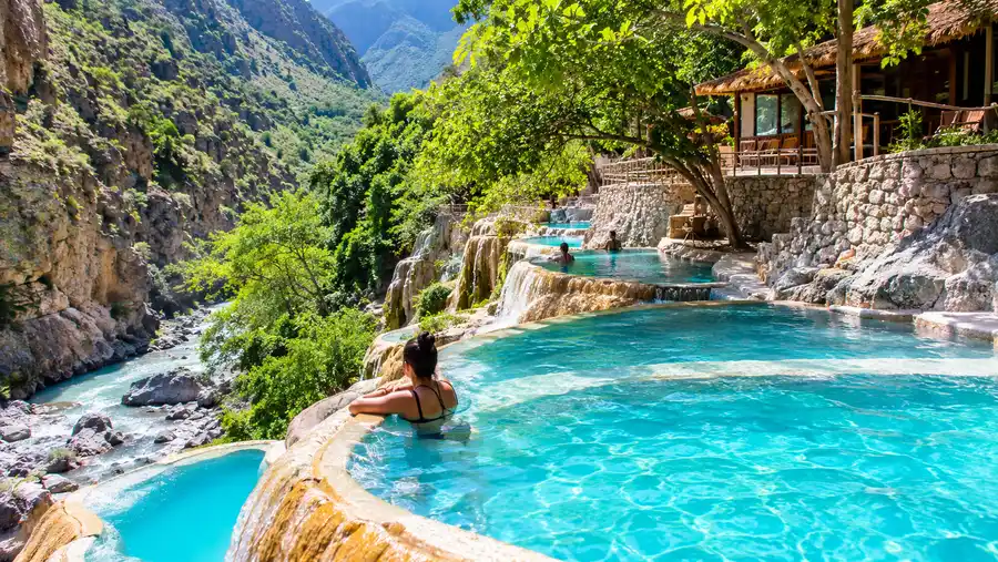 Tolantongo Caves Hotels and Places to Stay